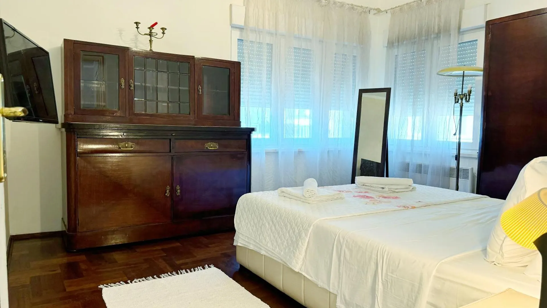 Apartment Art Guest House Vintage Burgas